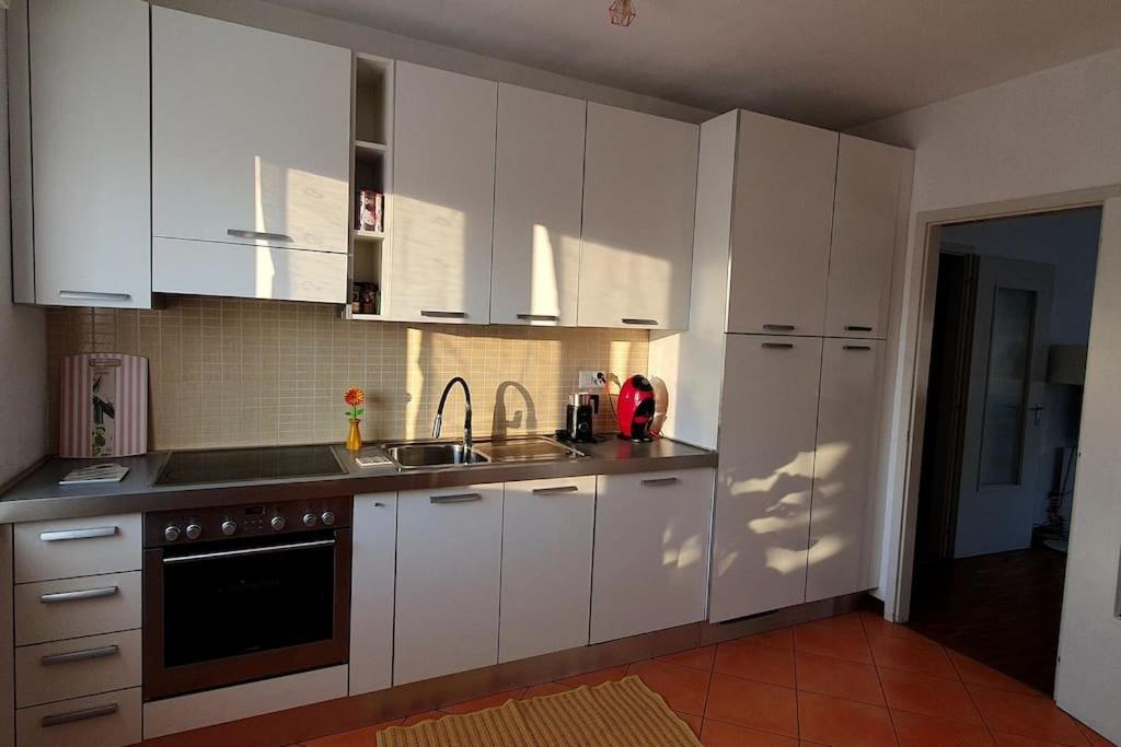 Charming Penthouse Near Como Lake Chiasso Eksteriør bilde