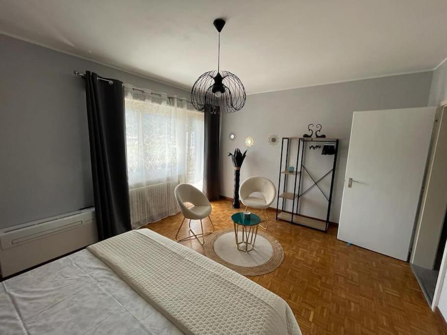 Charming Penthouse Near Como Lake Chiasso Eksteriør bilde
