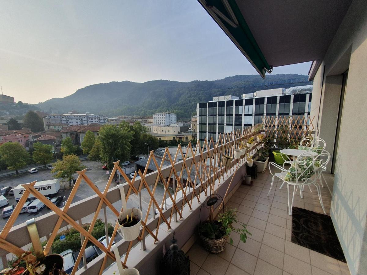 Charming Penthouse Near Como Lake Chiasso Eksteriør bilde