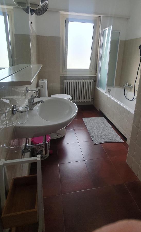 Charming Penthouse Near Como Lake Chiasso Eksteriør bilde